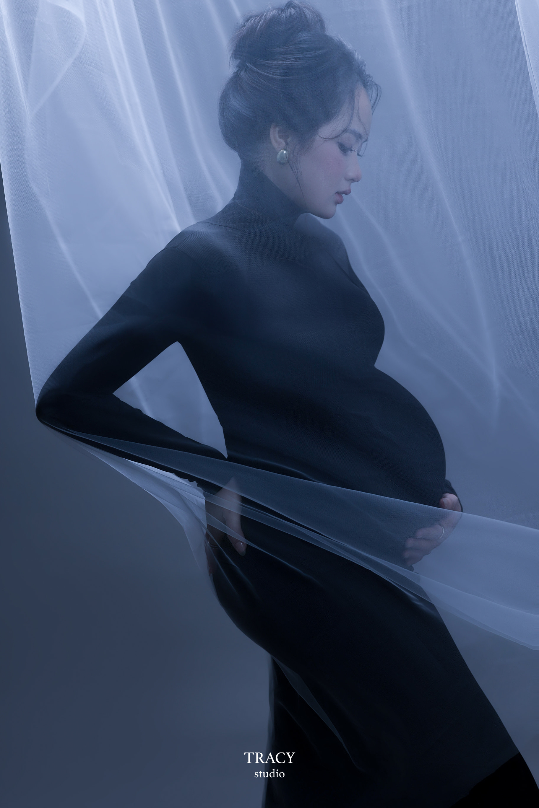 frontend/img/gallery/anh-bau/tracy-studio-chup-concept-bau-hoang-huong (10).jpg